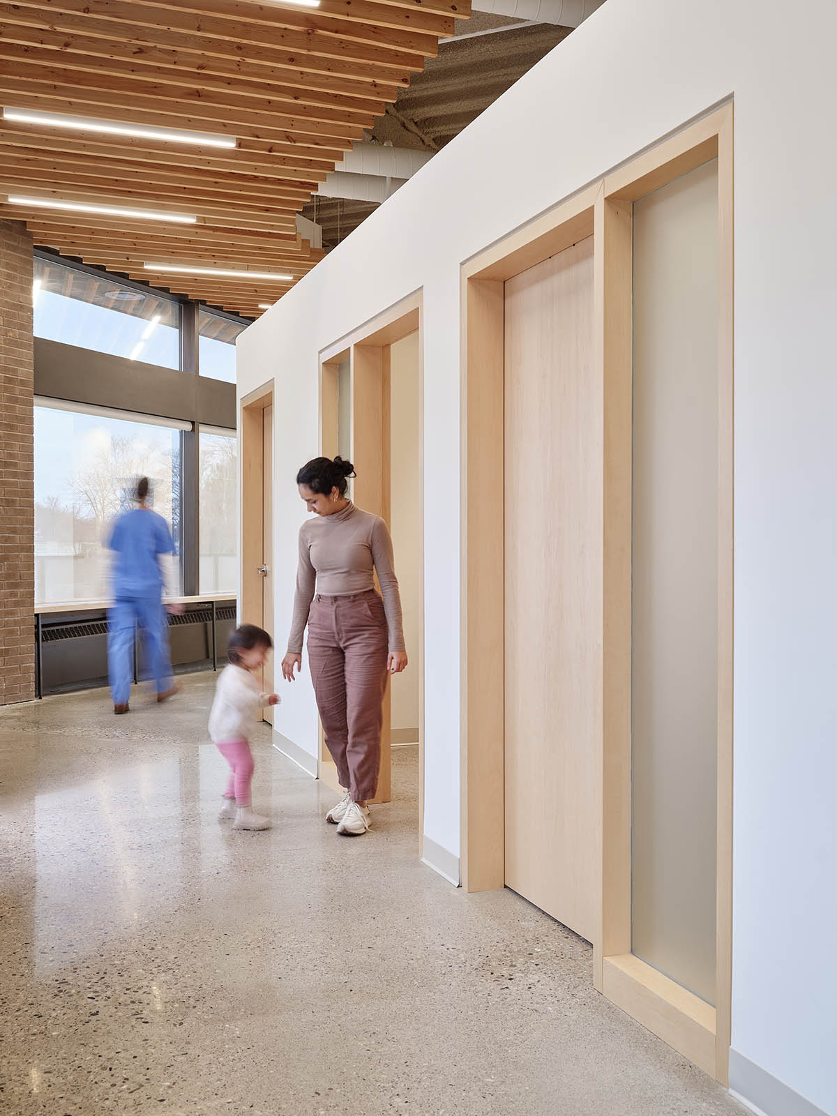 Medical clinic designed by Fonseka Studio creates a light, warm, and uplifting atmosphere in Ontario