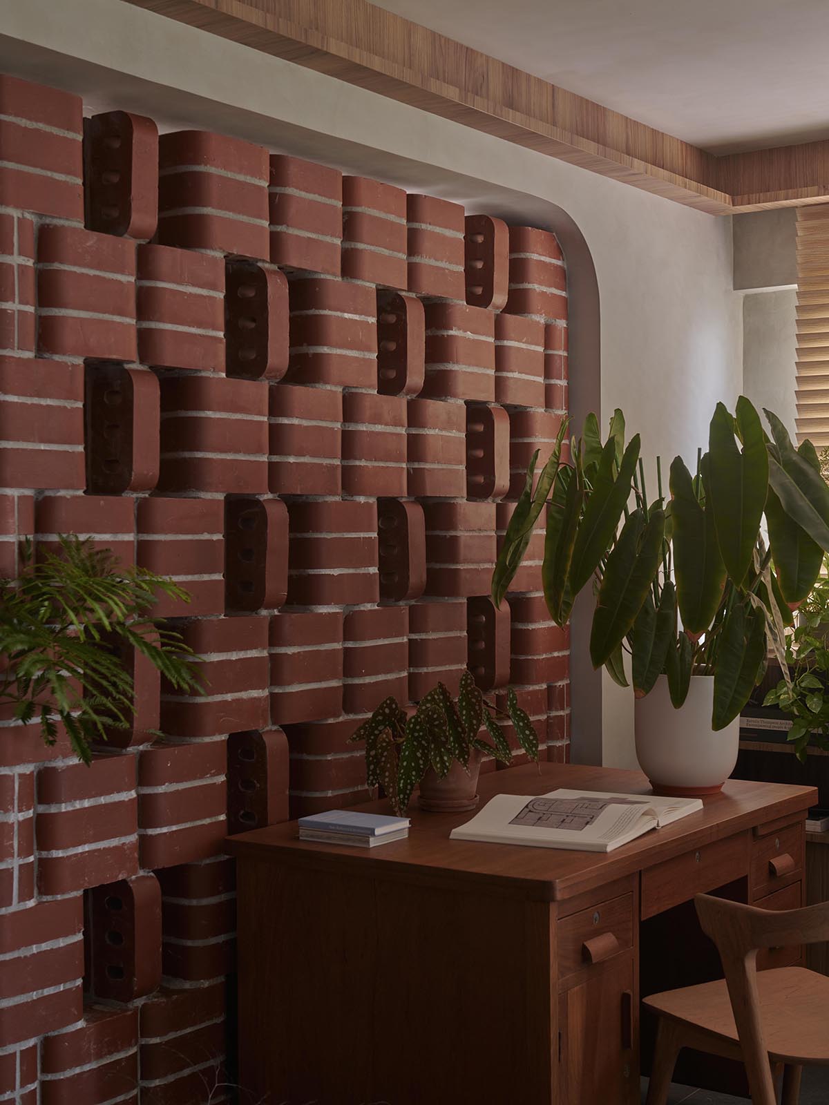 L Architects creates green haven, merging interior design with nature in Singapore