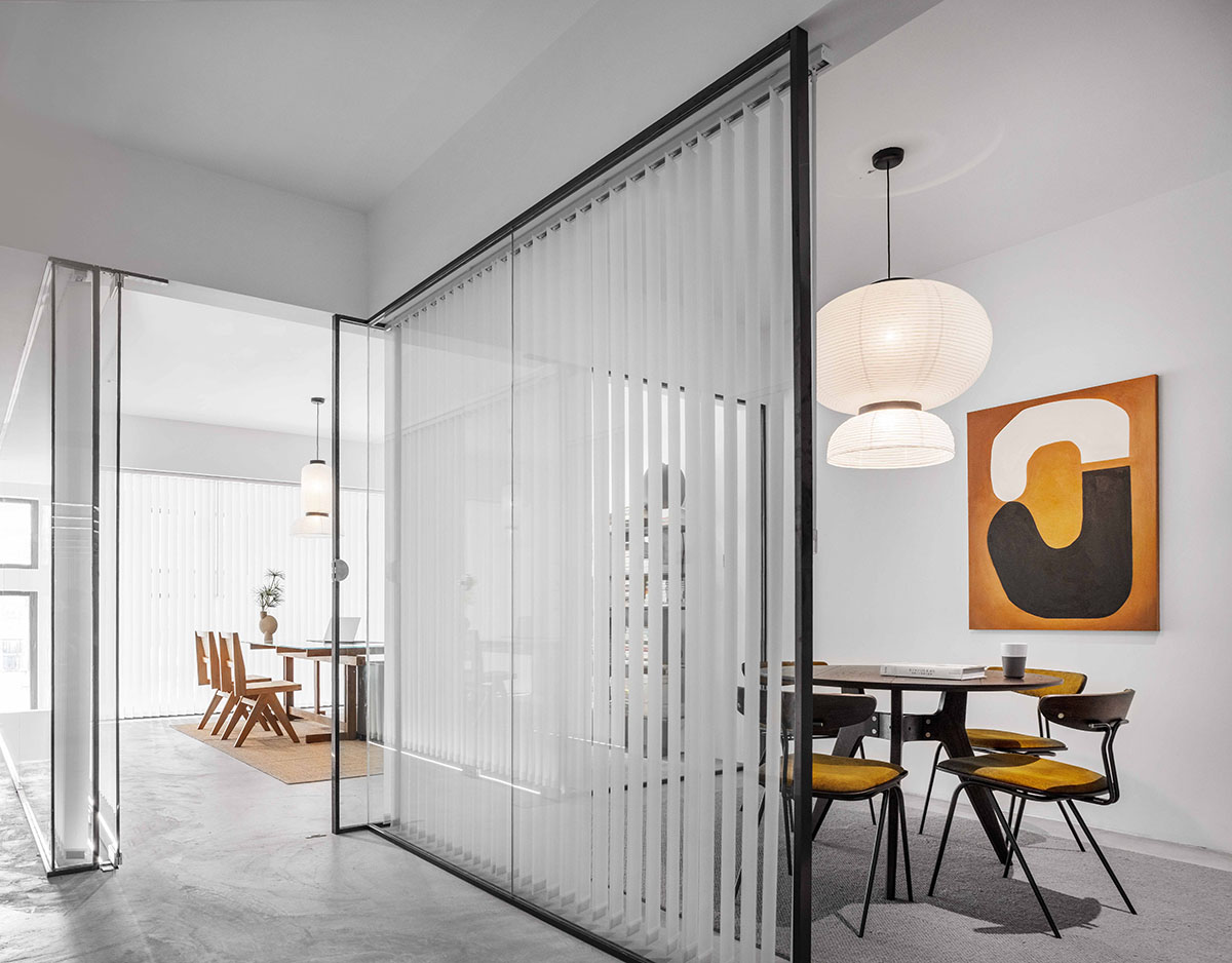 MIAOJUE Design Studio creates resort-like office space where nature, art and work converge in Beijing