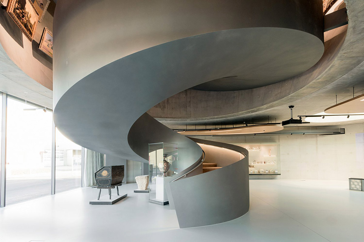 Coop Himmelb(l)au creates 