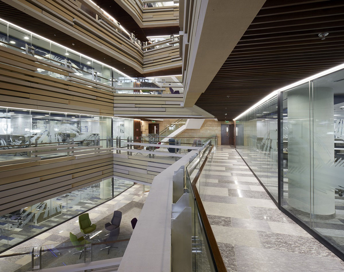 National Bank of Oman (NBO) Headquarters: Commendation of Omani Heritage & Culture