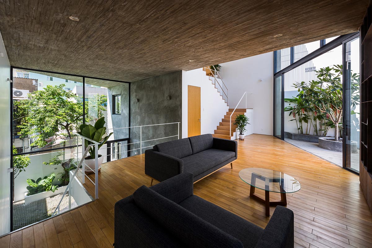 Sanuki Daisuke Architects' multifaceted concrete house features more open spaces in Vietnam