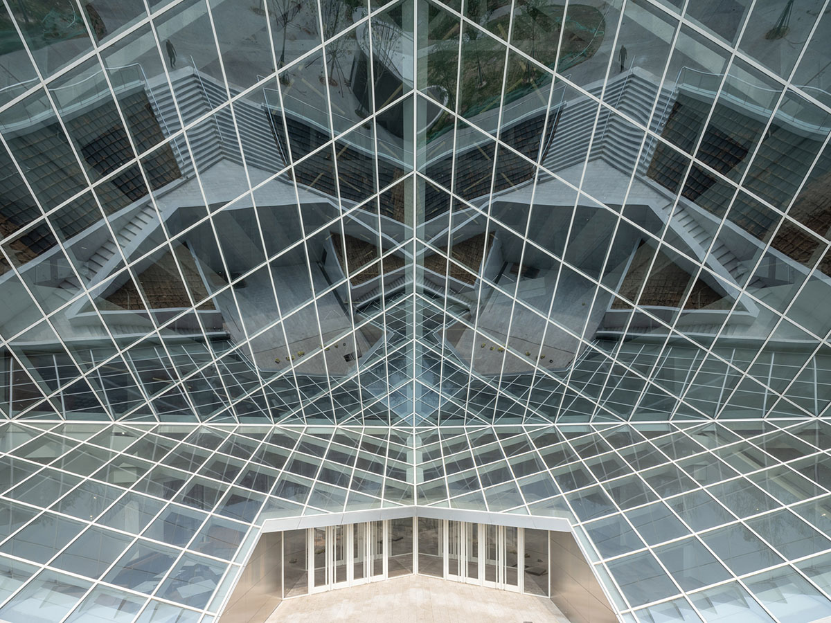OMA completes Tencent Beijing Headquarters with square-shaped floating volume in Beijing