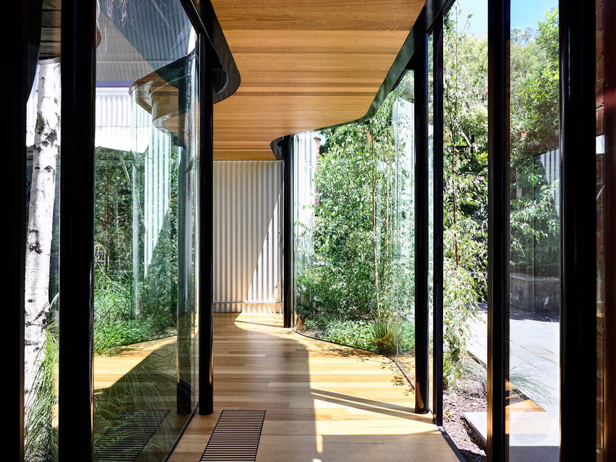 Austin Maynard Architects extends existing terraced home with corrugated steel pavilion