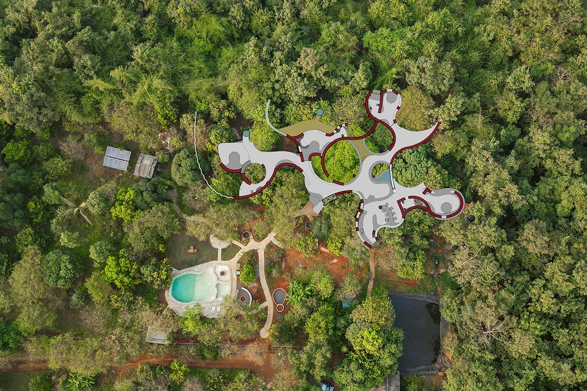 Blurring Boundaries built biophilic farmhouse made of organic and curved walls near Mumbai