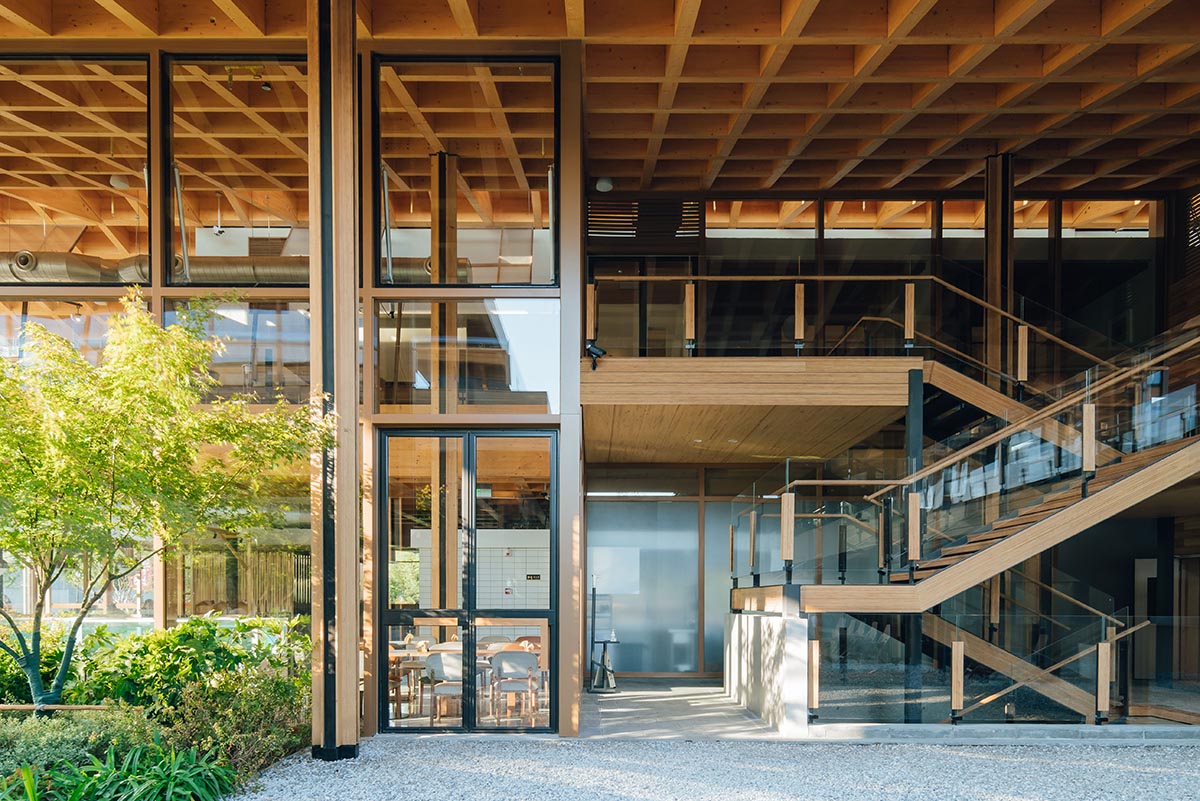 Community market by a9a rchitects features modular spaces from reusable wood in Henan
