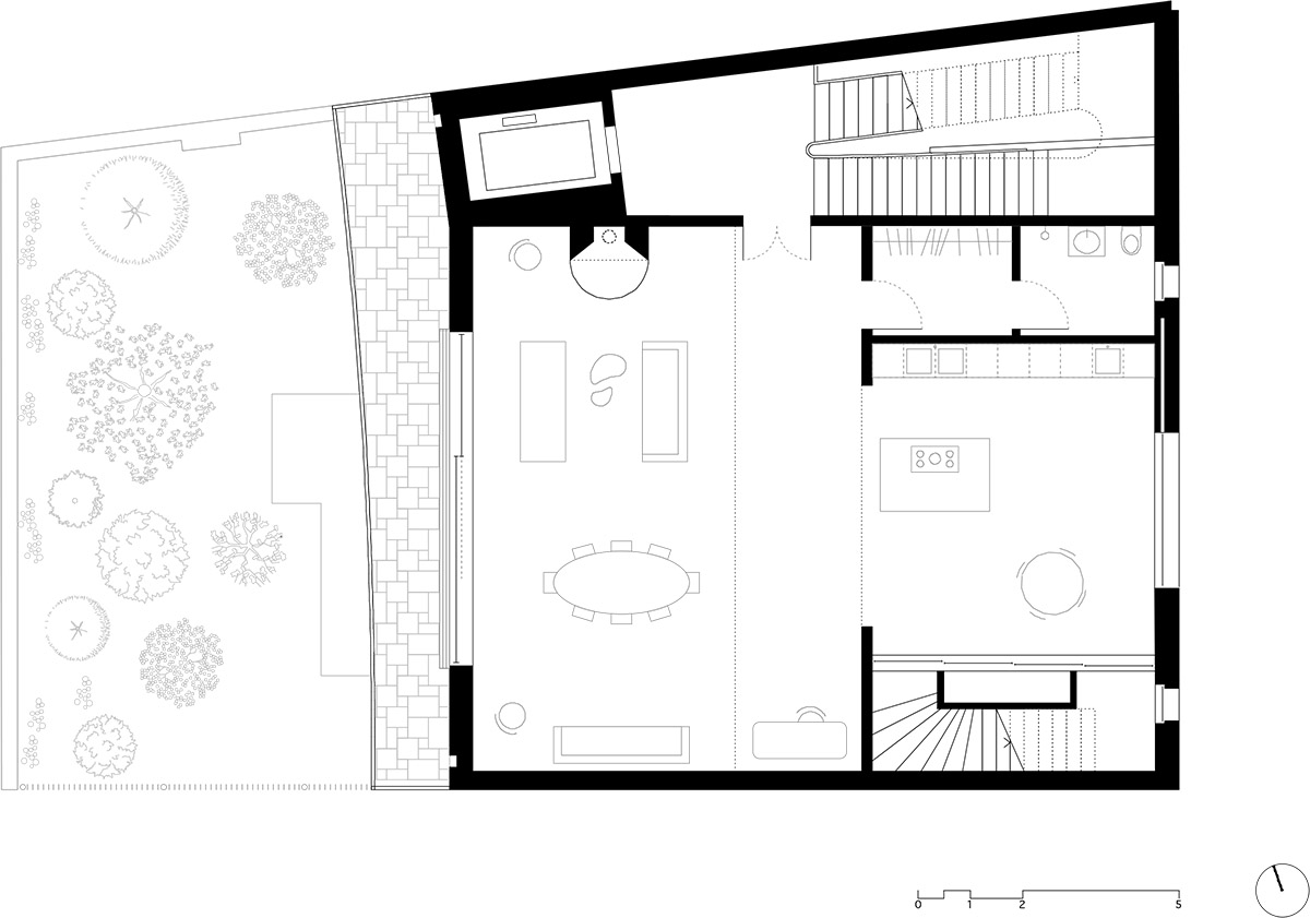 Philipp von Matt Architects combines sculptural home and studio with light-flooded rooms in Berlin