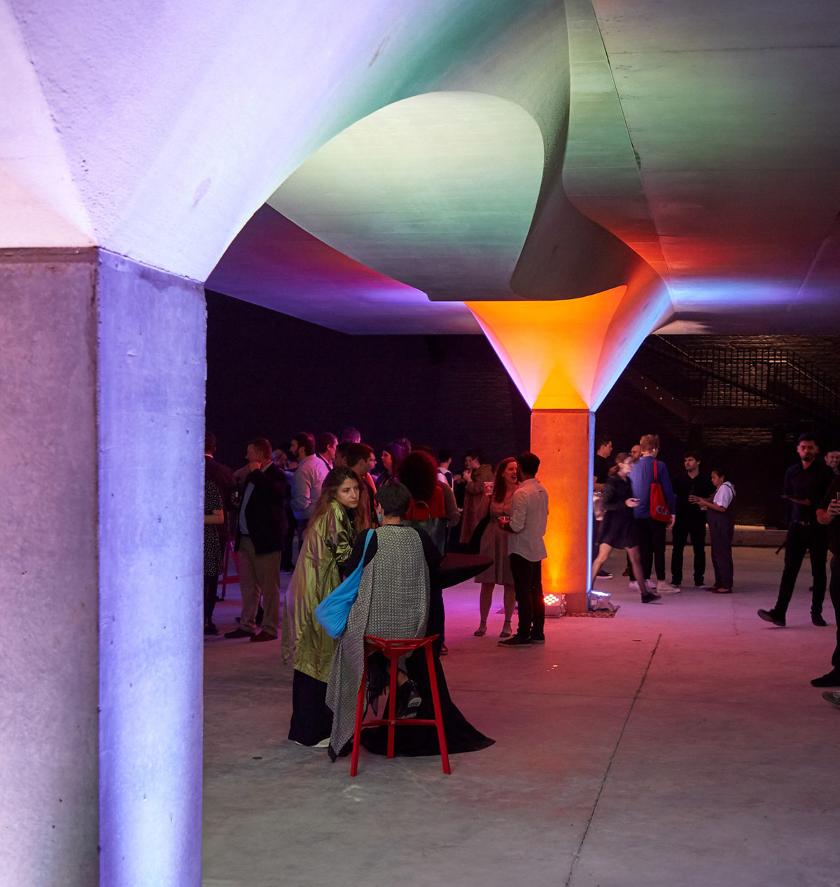 SOM's curvy slabbed concrete pavilion reduces carbon footprint for high-rise buildings