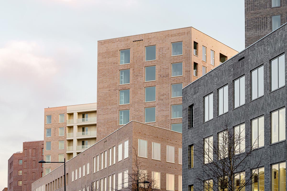 Shift Architecture Urbanism and Powerhouse Company built a vibrant hub for contemporary urban living