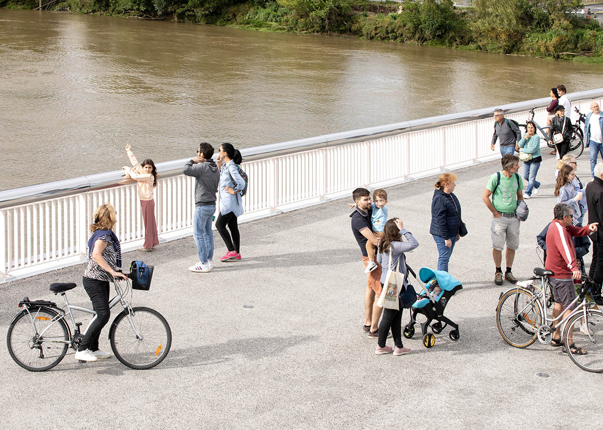OMA opens Simone Veil Bridge