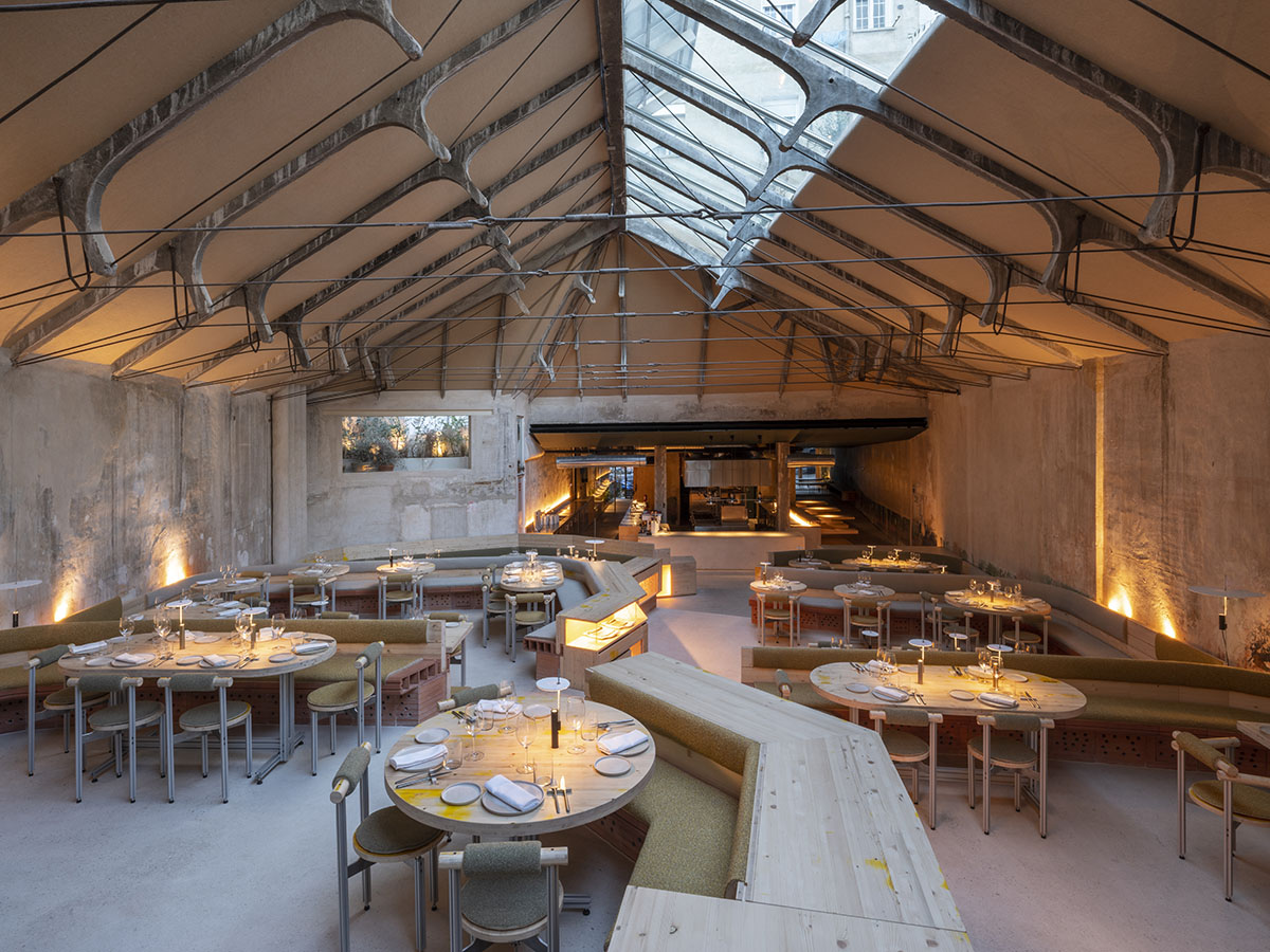 SelgasCano and Andreu Carulla convert industrial mechanical workshop into a restaurant in Madrid