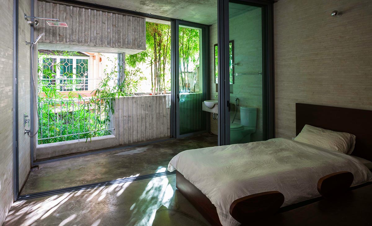 VTN Architects designs pop-up green facade for Bamboo House in a narrow site of Vietnam