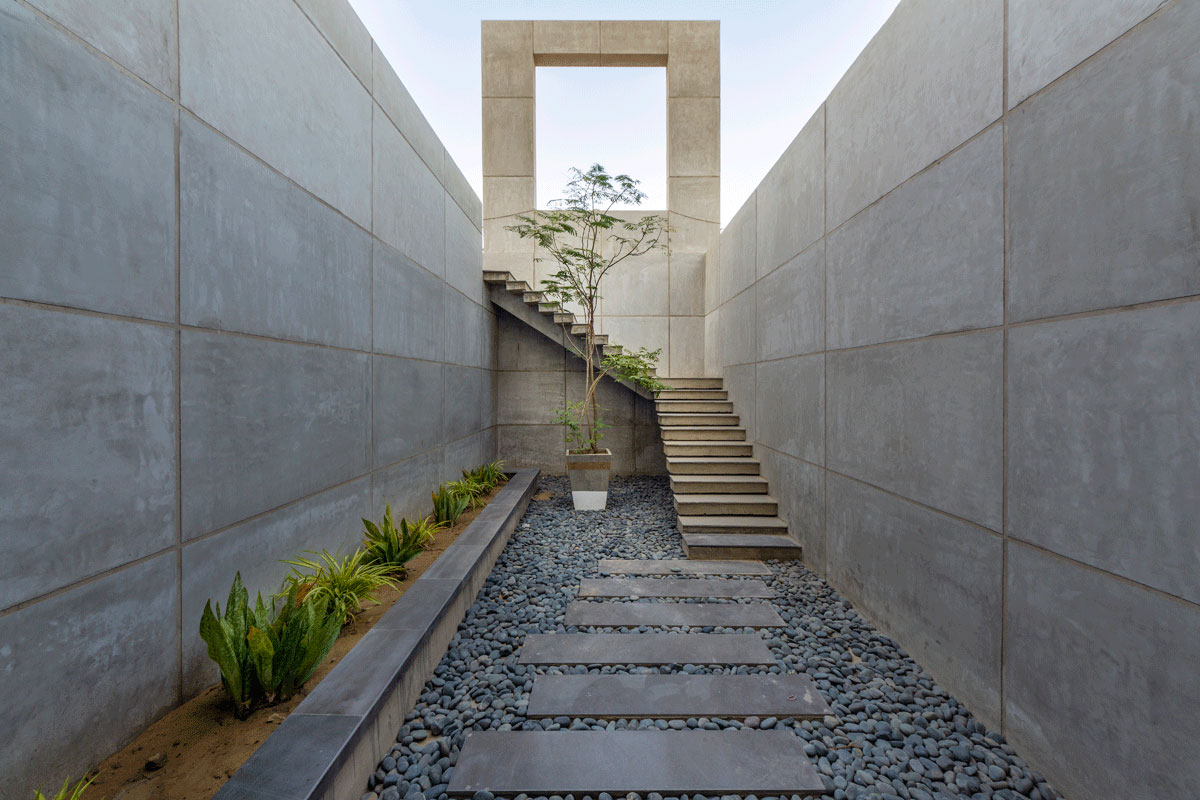 Coalesce Studio completes Beach Hut in Karachi, Pakistan