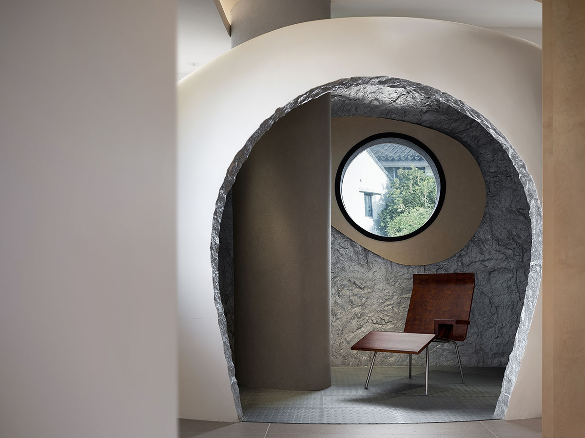 OYTT Design creates interiors featuring irregular-shaped caves and curved walls for a shop in China 
