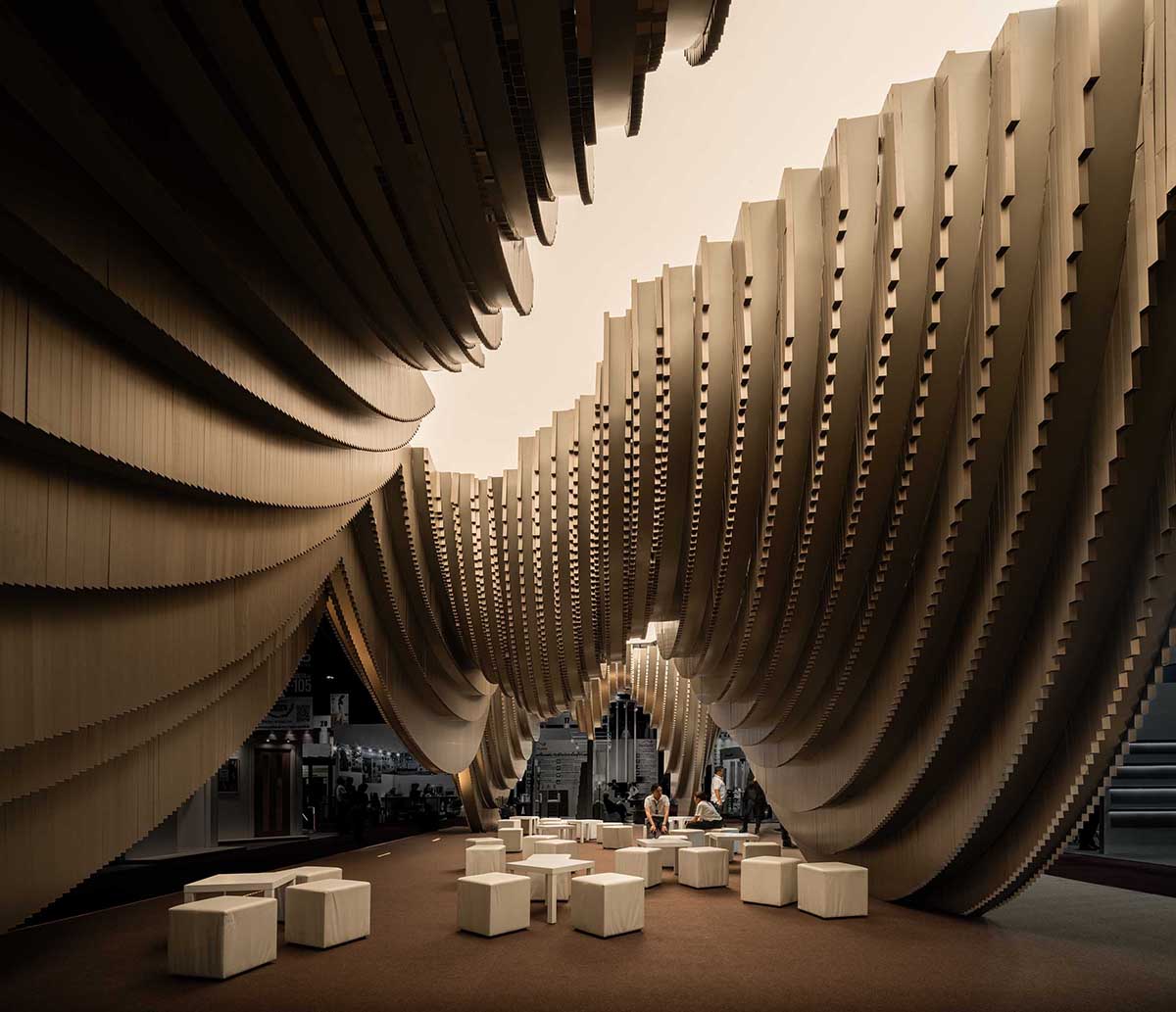 HAS design and research creates public ground interior from disc-like aluminum rods in Bangkok