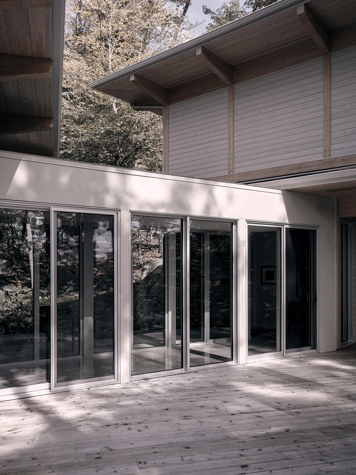 Alain Carle Architecte completes Rolo House on rocky mountains to observe landscape in Quebec