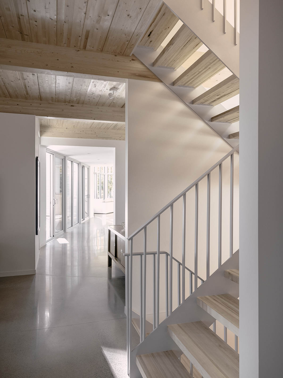 Alain Carle Architecte completes Rolo House on rocky mountains to observe landscape in Quebec