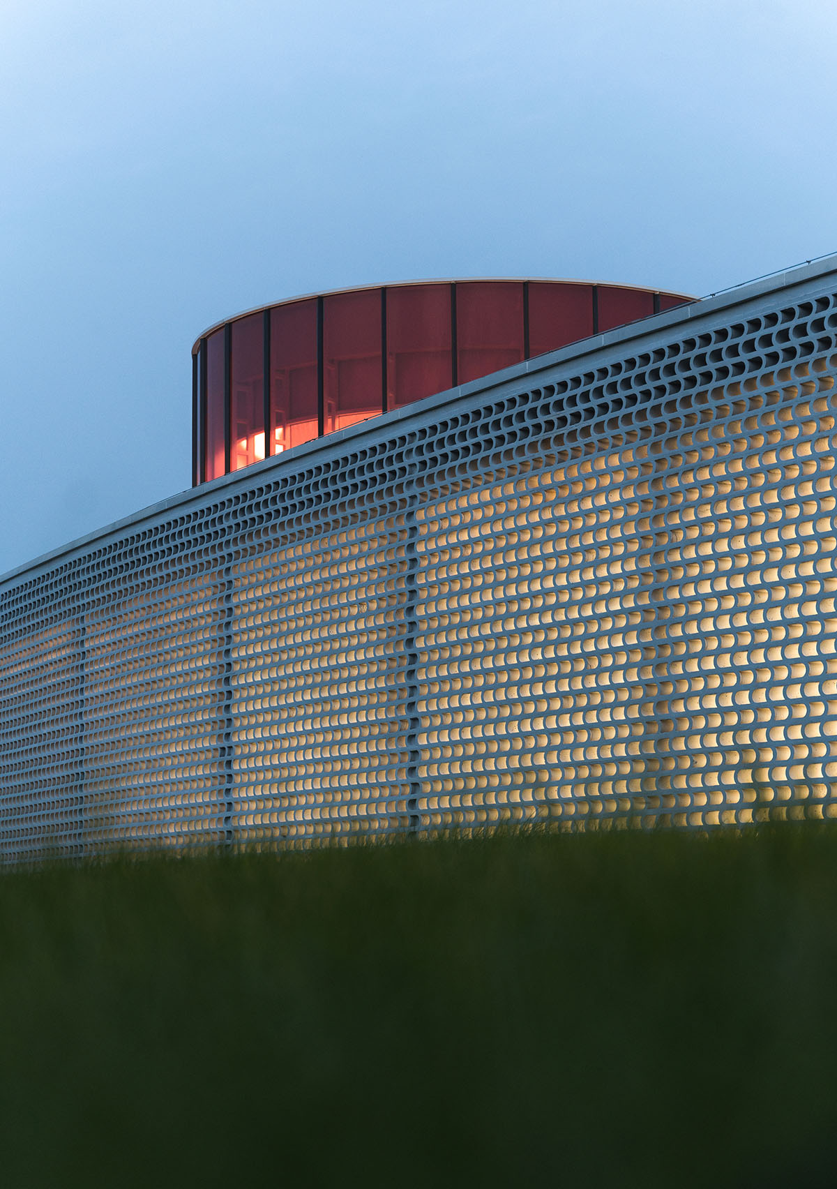 Circular, oval and square volumes form art museum designed by Wutopia Lab in China 