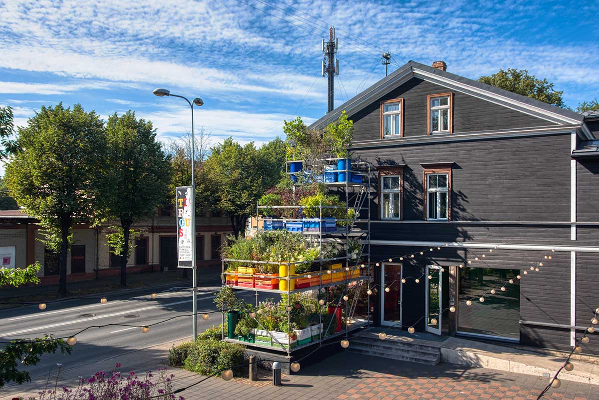 annvil creates Riga's first urban vertical garden to test the effect of urban environment