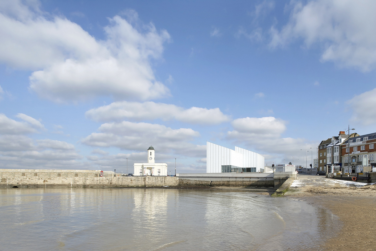 David Chipperfield Architects expands Turner Contemporary art gallery with new hostel in Kent