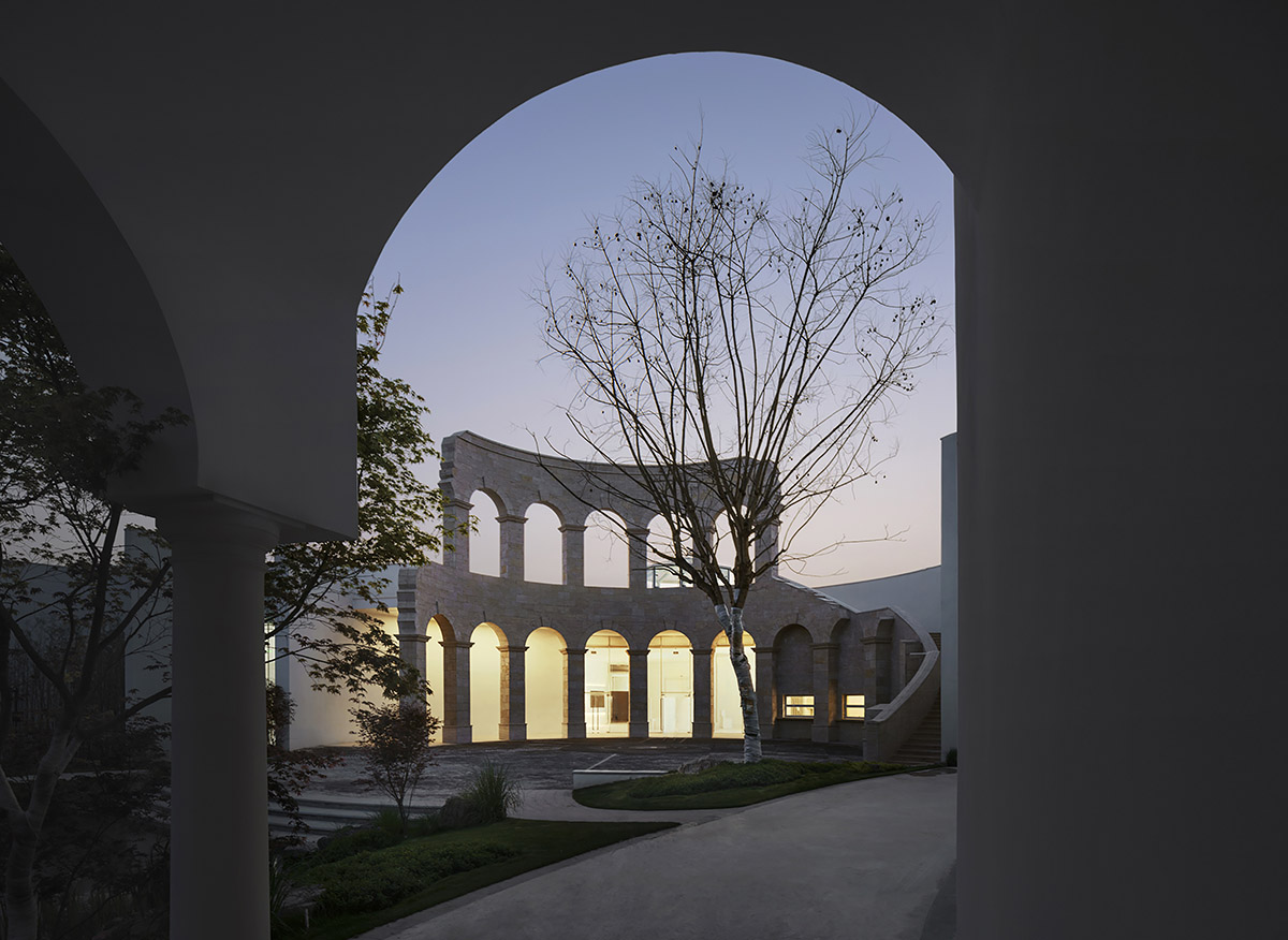 aoe designs reception center synthesizing Italian and Sino