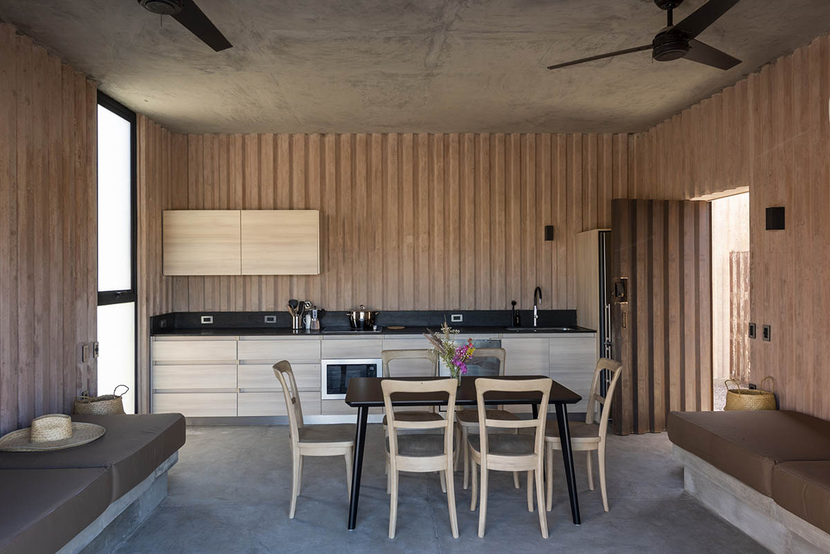 Casa Santos, made of cuboid modules, creates aesthetic harmony with the desert in Mexico 