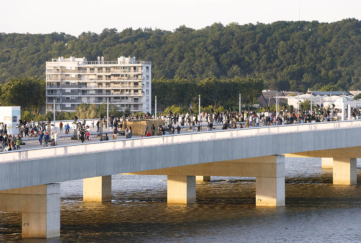 OMA opens Simone Veil Bridge