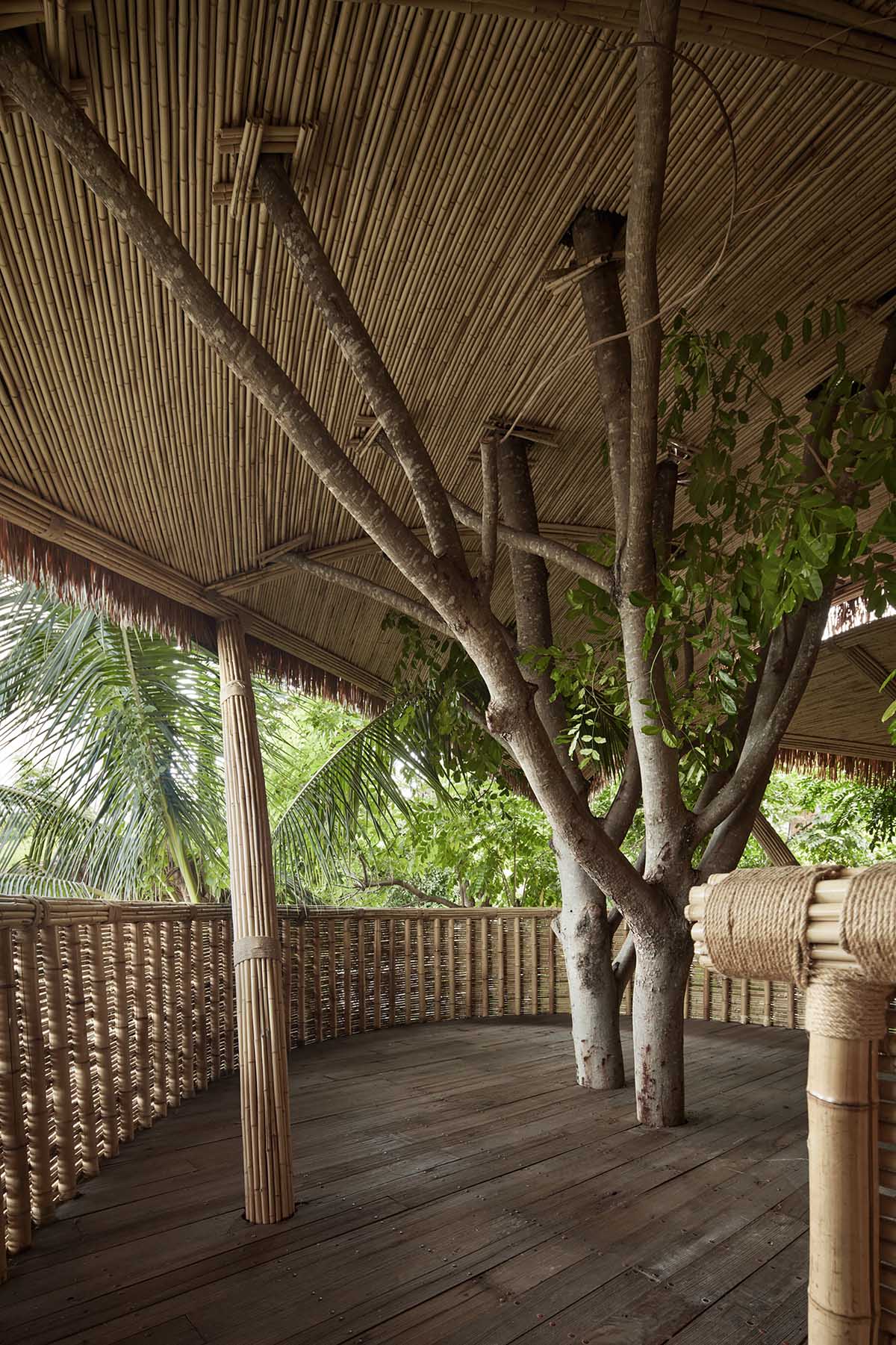 Bamboo ladder and sheds surround cafe and resturant designed by Funs Design in China 