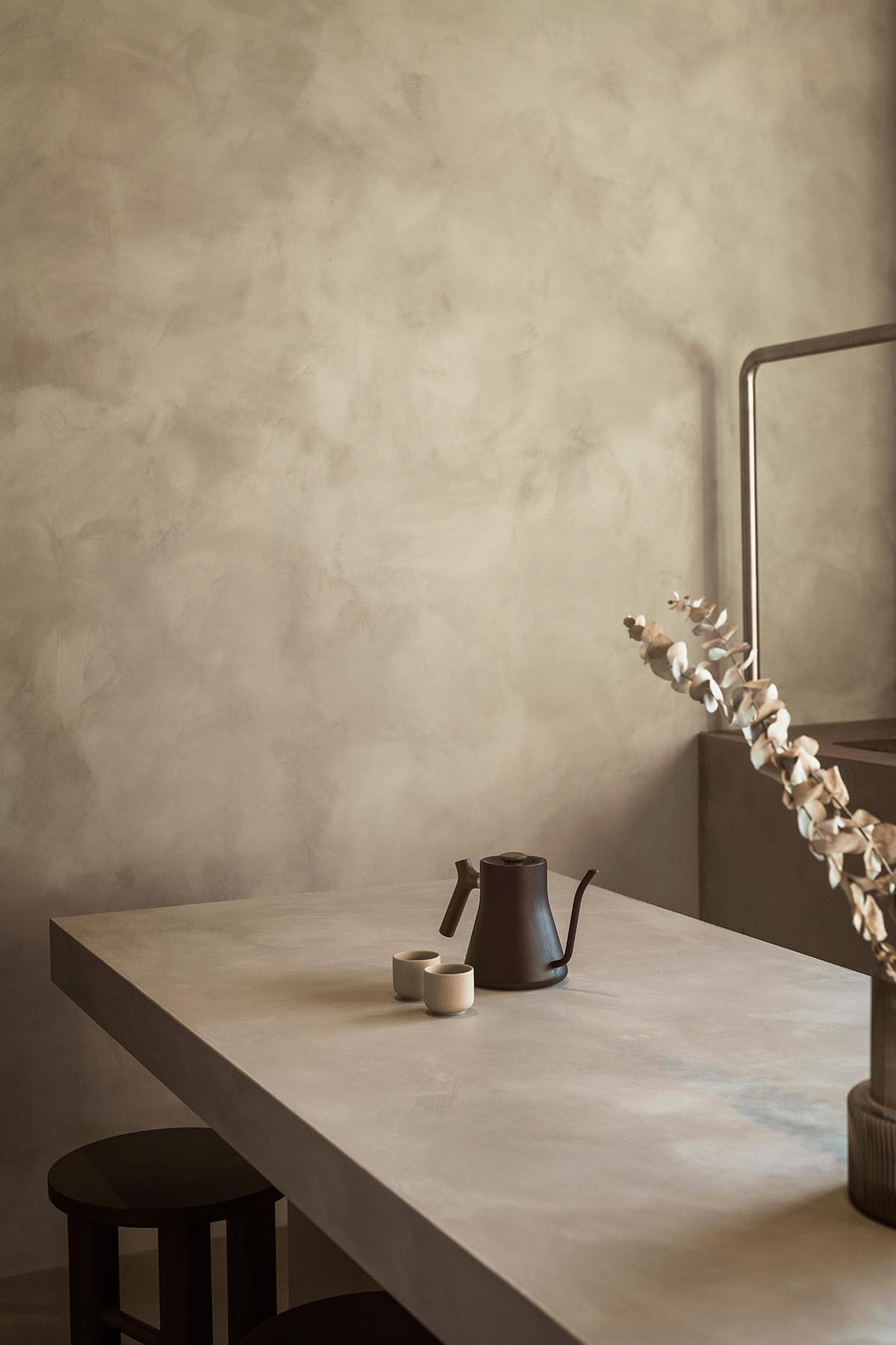 Maurice Martel architecte creates a home-like atmosphere for its new architecture office in Montreal