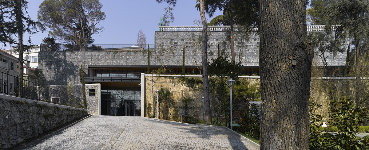 NSMH&rsquo;s Multifunctional Concert Hall creates crystallized interior space with inner reflections