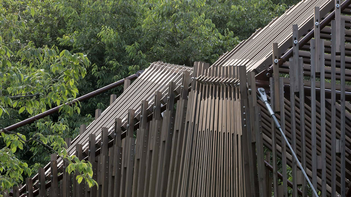 Foster+Partners' tent-like wooden chapel opened at the Vatican Pavilion in Venice