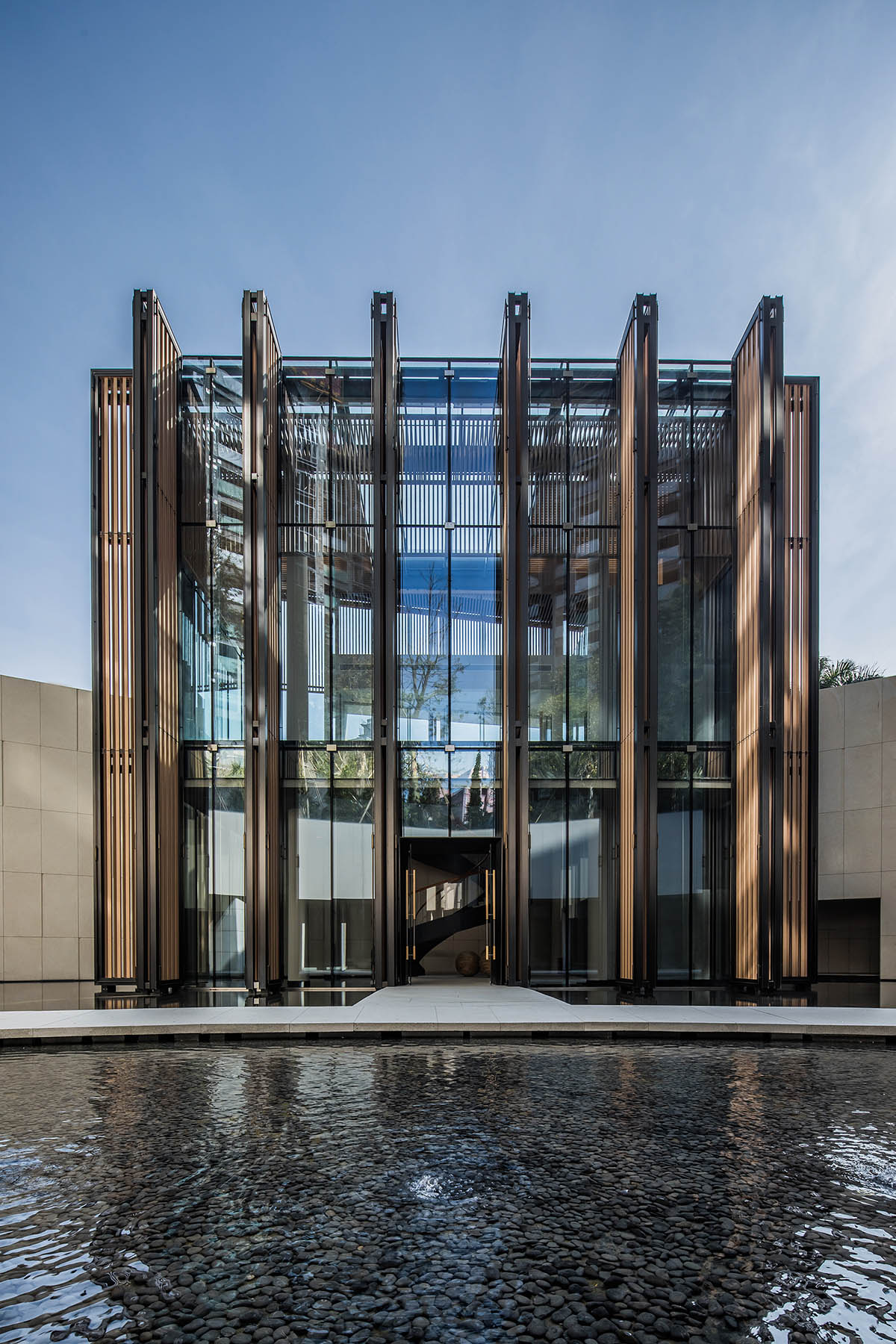 CCD from China Designed A Cavern Wonderland with Marks of the Former Fishing Village