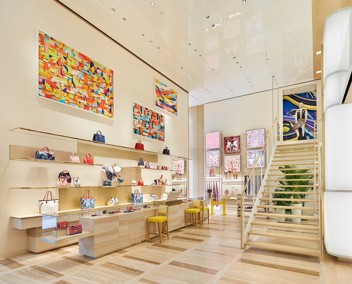 Peter Marino renovates Louis Vuitton's London store with channelled and  colourful explosion