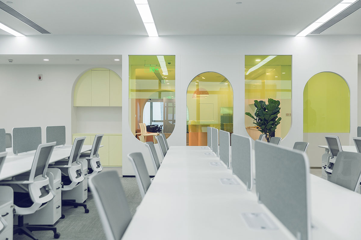 InDeco completes Ruhnn Culture Office with colorful spatial pattern in Hangzhou, China