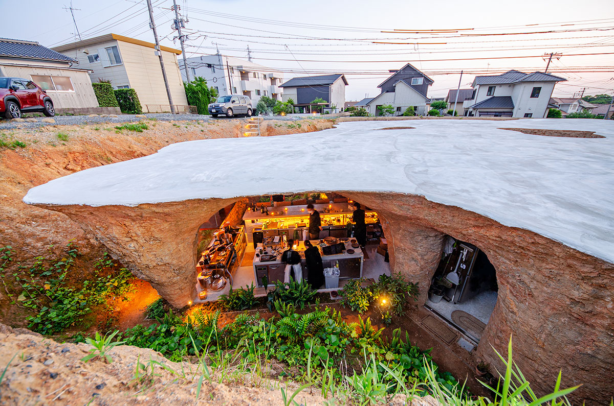Junya.Ishigami+Associates reveals cave-like house and restaurant in earth form in Japan 