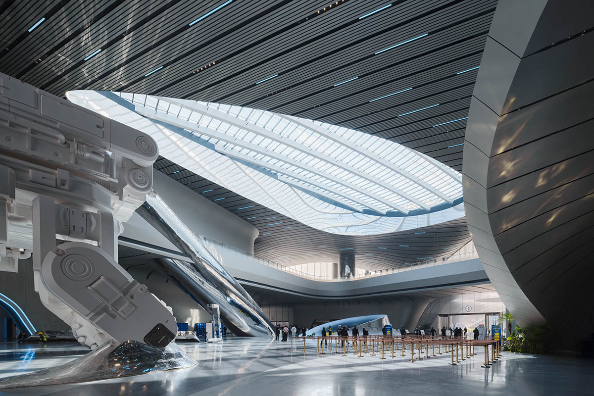 Futuristic sci-fi museum forms a nebulous star cloud in China