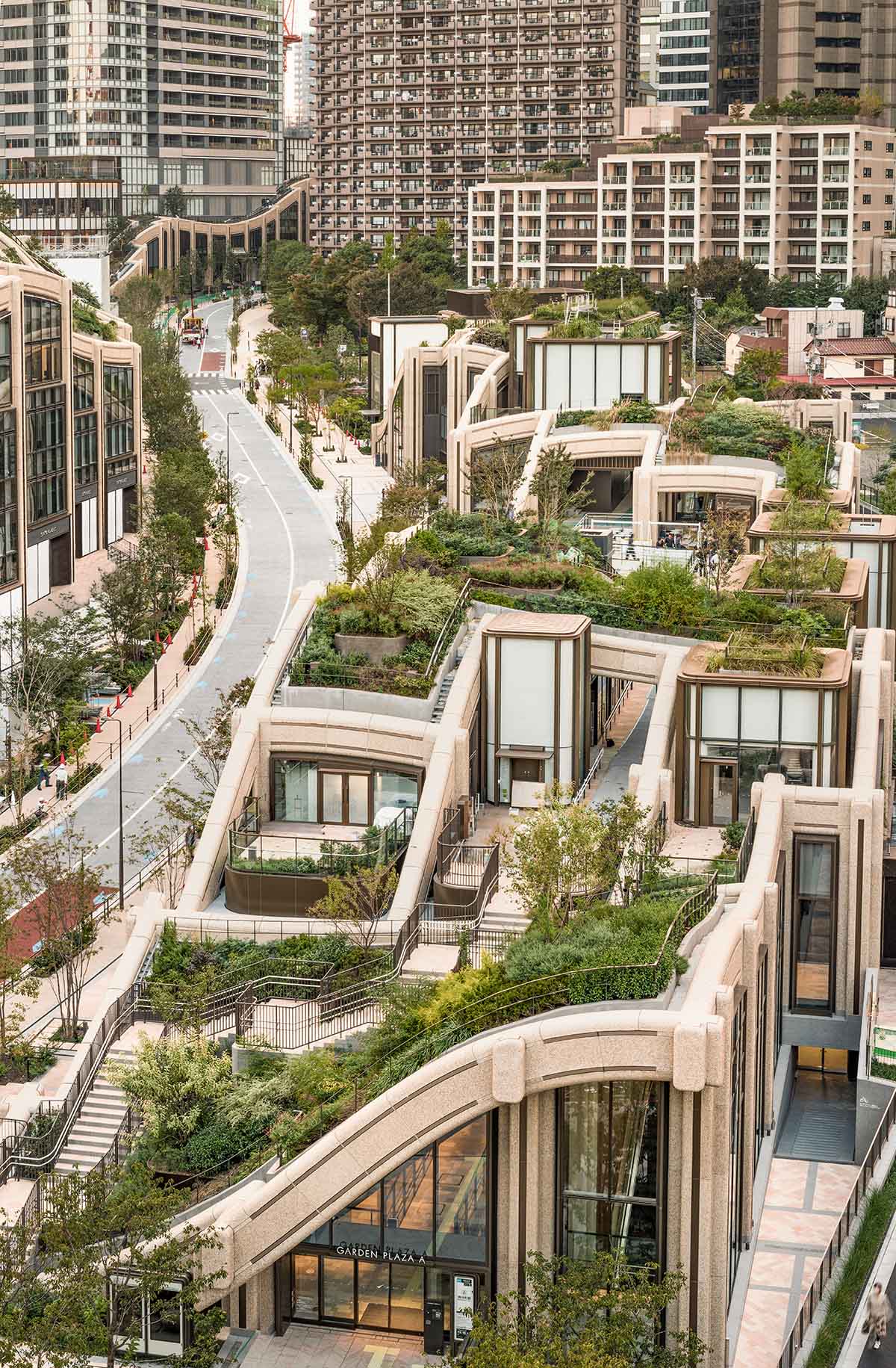 Heatherwick Studio built Azabudai Hills with 