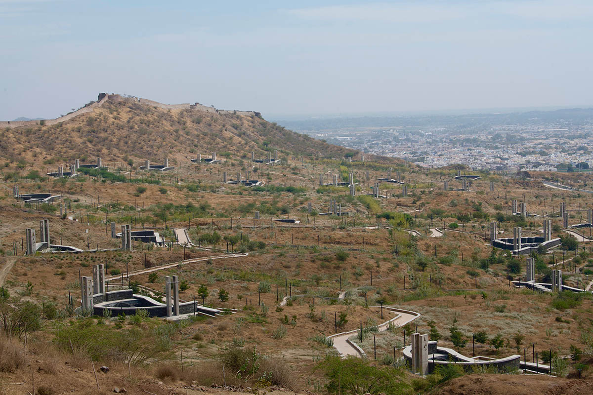 Vastushilpa Sangath built circular Smritivan Earthquake Memorial on Bhuj hilltops 