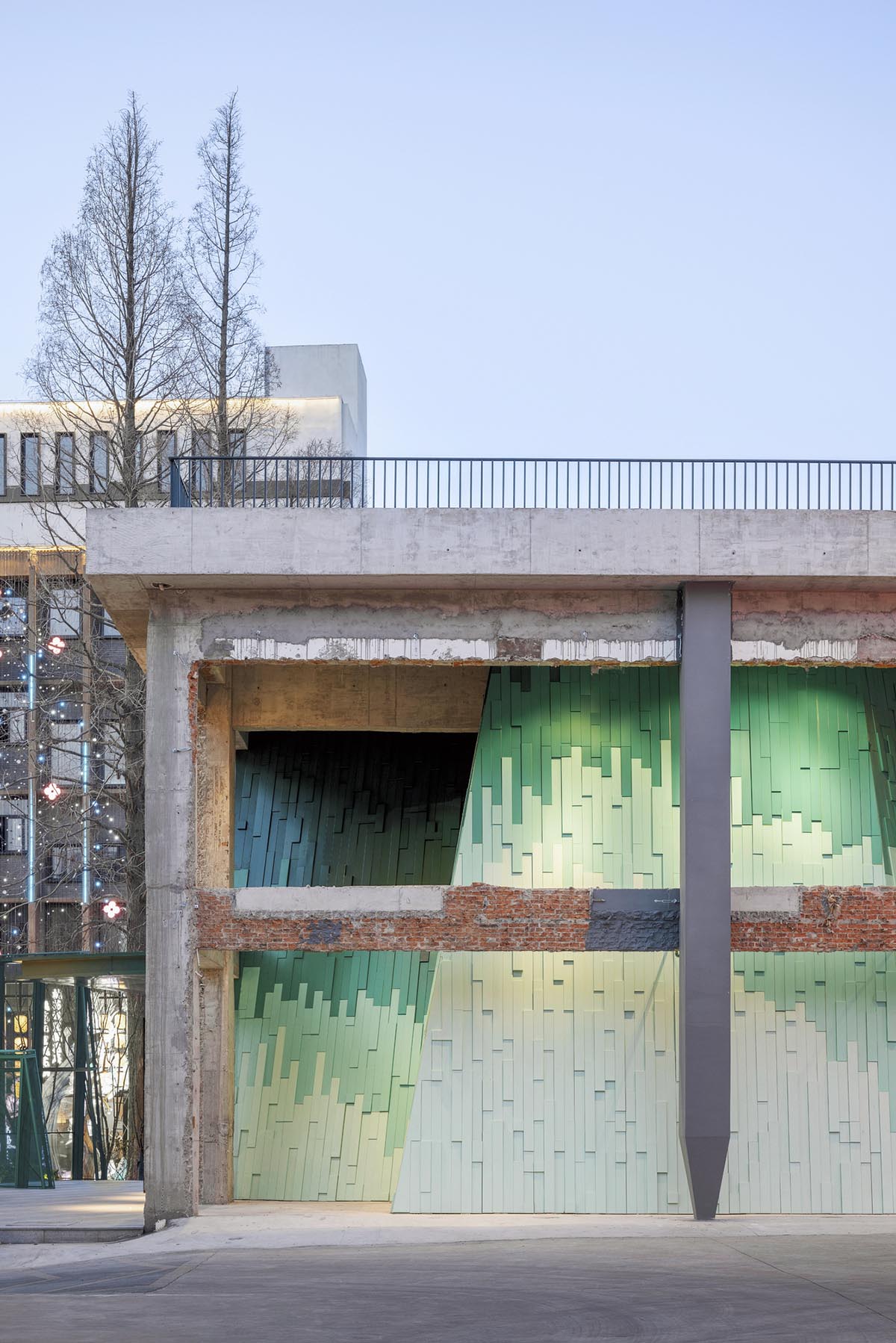Wutopia Lab transforms former silk weaving factory into a theater in Suzhou, China 