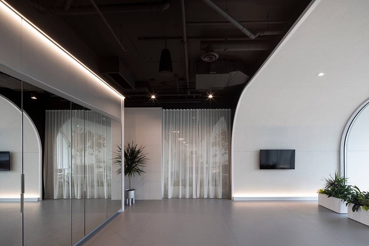 ACDF Architecture completes Mellem Manoir-des-Trembles apartments in Gatineau, Canada