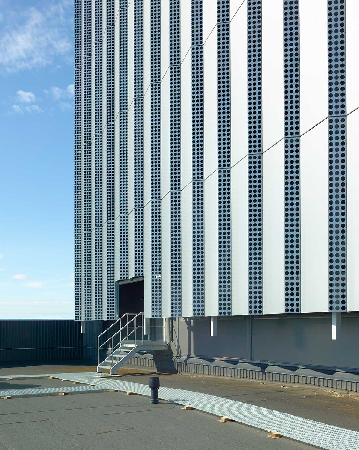 Kivinen Rusanen Architects completes Vuosaari Bioenergy Heating Plant in Helsinki