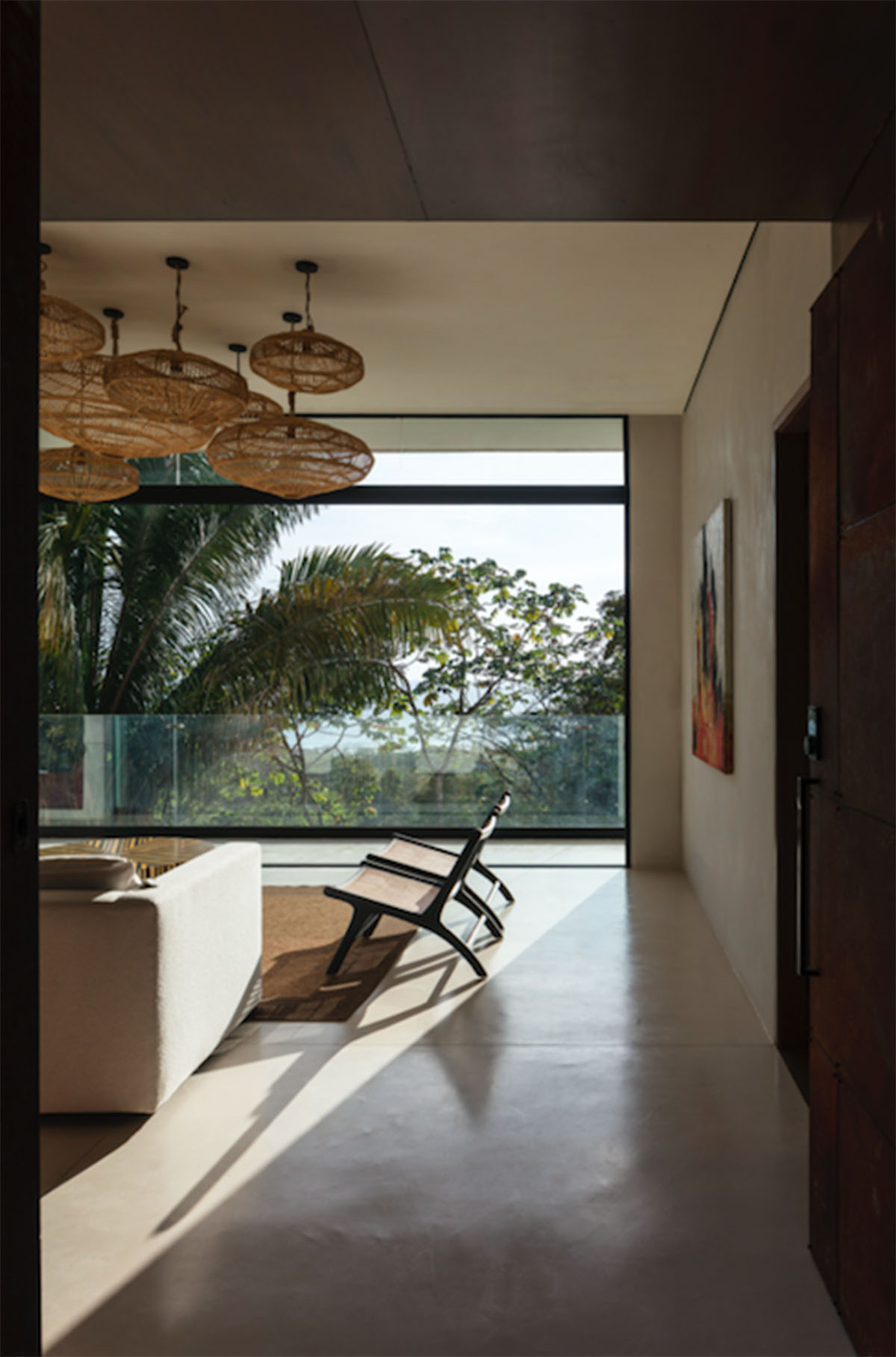 VOID completes Guarumo Residence with staggered volumes in Costa Rican tropical landscape 