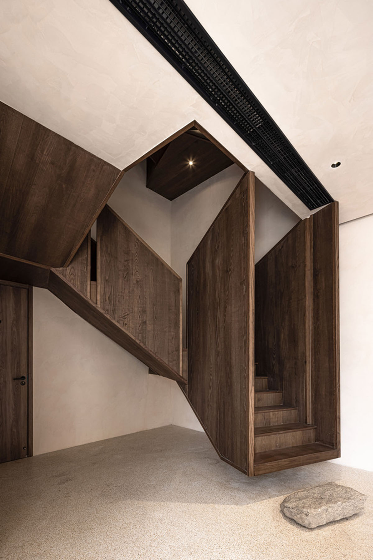 Oblique and hollow walls form this sculpted hotel by AT DESIGN in Southeast of Xiamen
