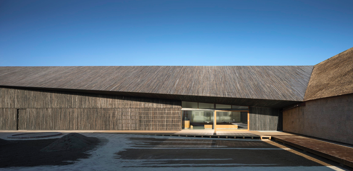Dorte Mandrup Arkitekter completes new Danish Wadden Sea Centre made of harvested straw