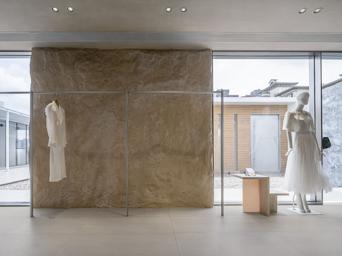 LubanEra Design completes Resoul Photography Base & Concept Store in Zhongshan