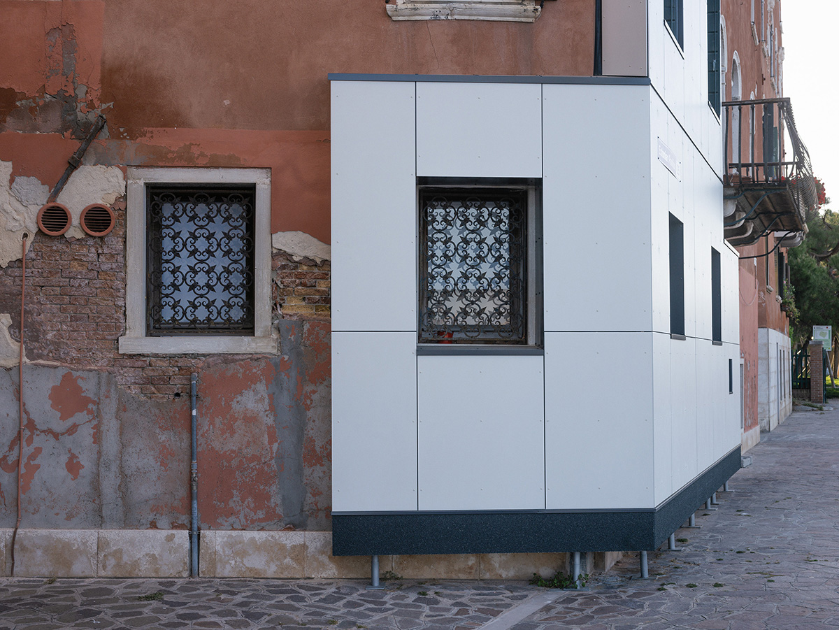 Redefining Renovations: Insulation and Quality in Mass Housing in the Estonian Pavilion 