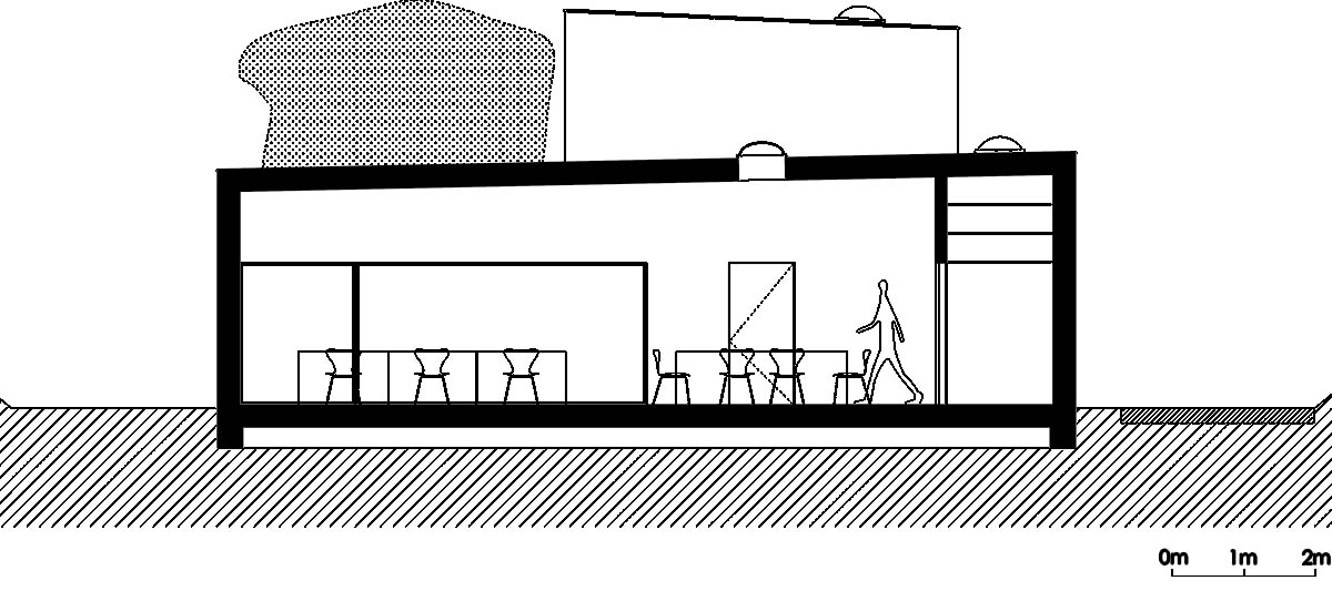 Nelson Resende Arquitecto merges different volumes for office building in agricultural land of Arada