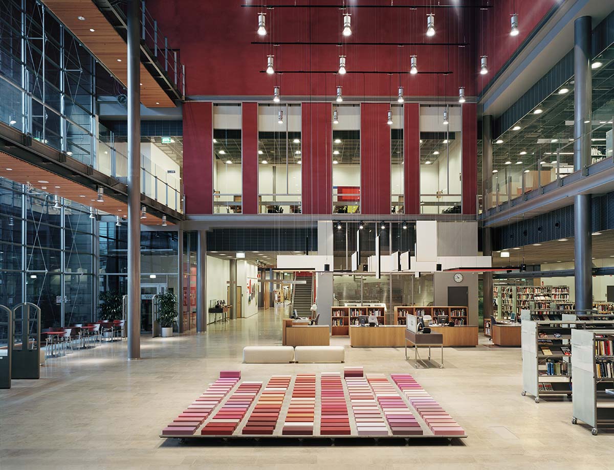 Helin & Co opens exhibition, presenting Helsinki's transformation into a modern metropolitan region