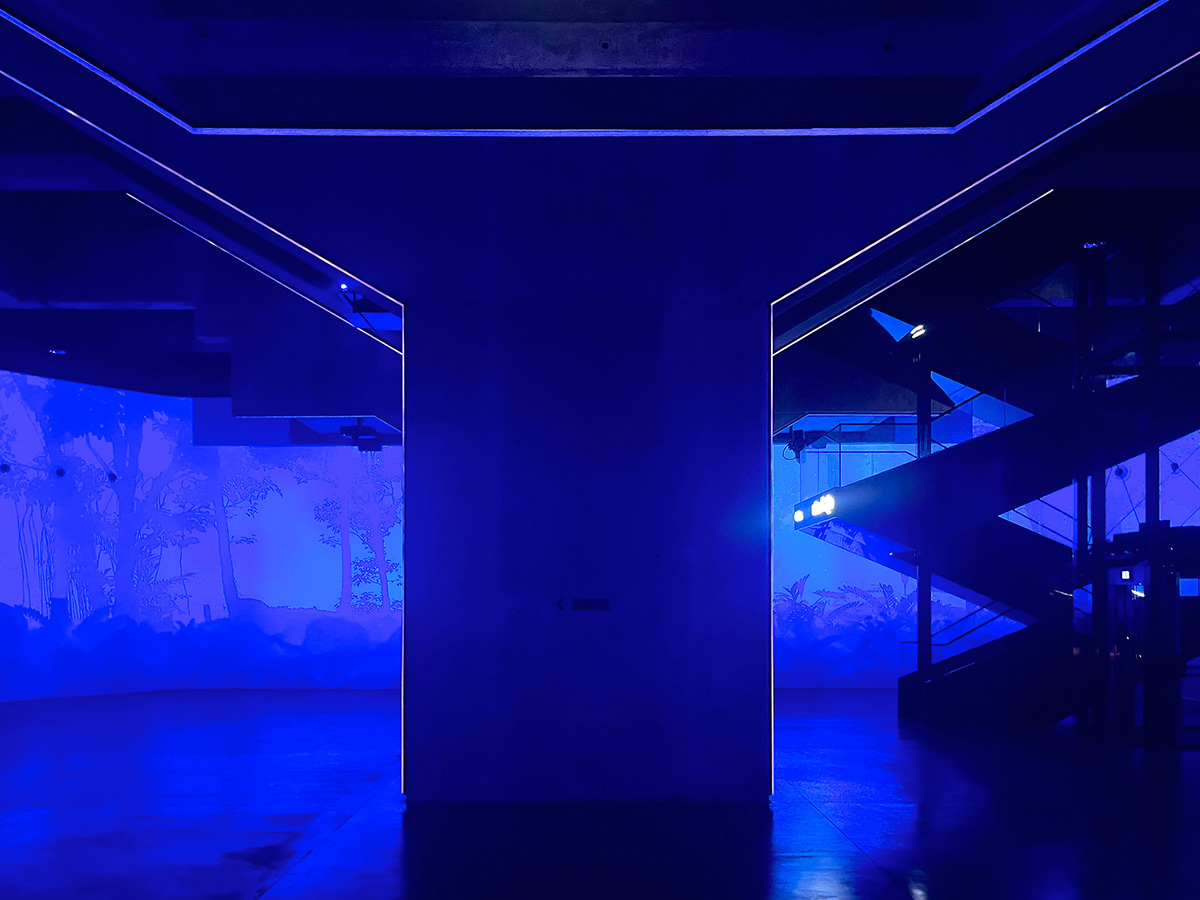 Loci Anima gives a new soul to 1985s hemispherical cinema with dichroic façade in Paris