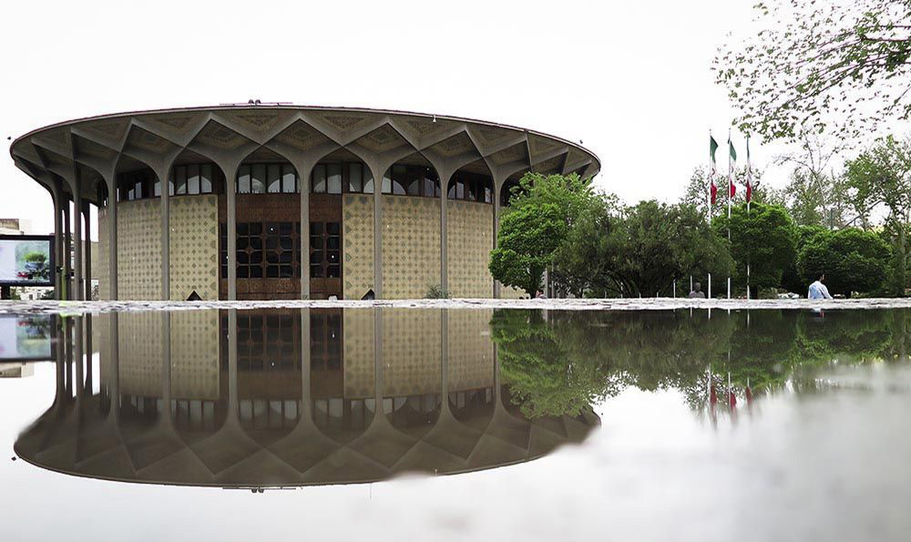 Modern Vali-e-Asr mosque in Tehran stirs controversy as it has no minaret or dome